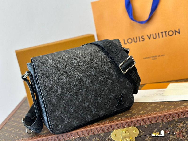 Louis Vuitton Сумка на плечо круглая #1