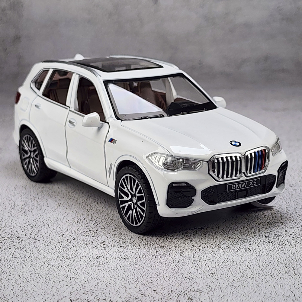 Модель автомобиля BMW X5 инерционная машинка 1:32 белая длина 16см, со светом и звуком  #1