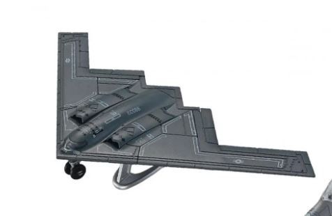 ЦветнаясборнаямодельбомбардировщикаB-2вмасштабе1:200