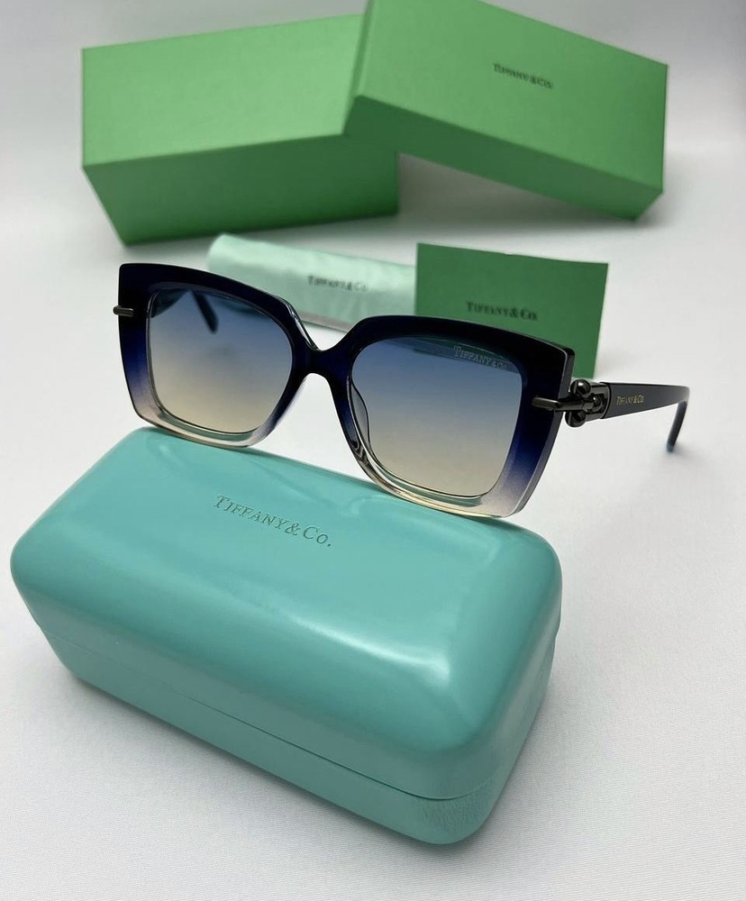 Очки солнцезащитные женские Tiffany&Co #1