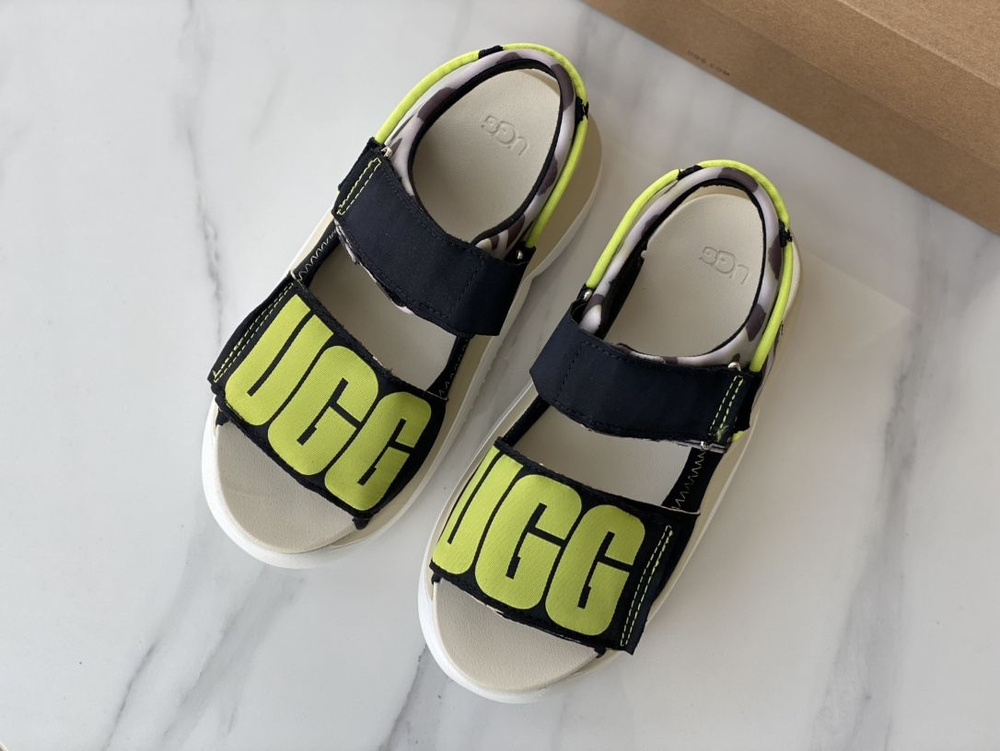 Сандалии UGG #1