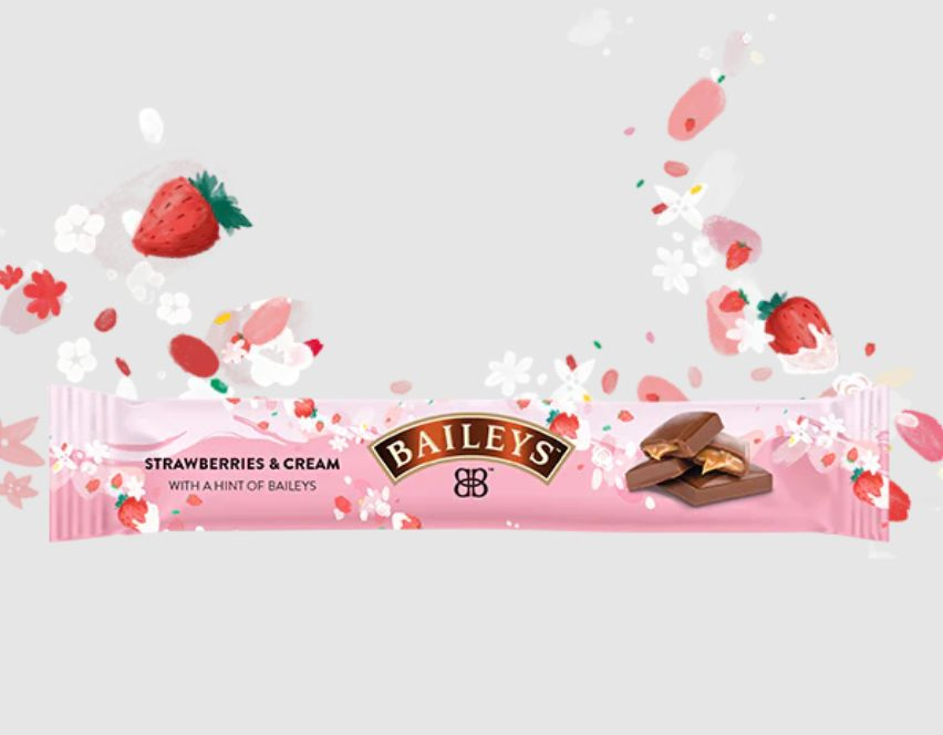 Шоколадный батончик Baileys с начинкой Strawberries and Cream Bar 35 гр #1