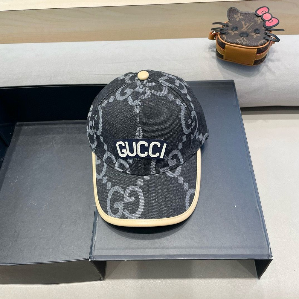 Бейсболка Gucci #1