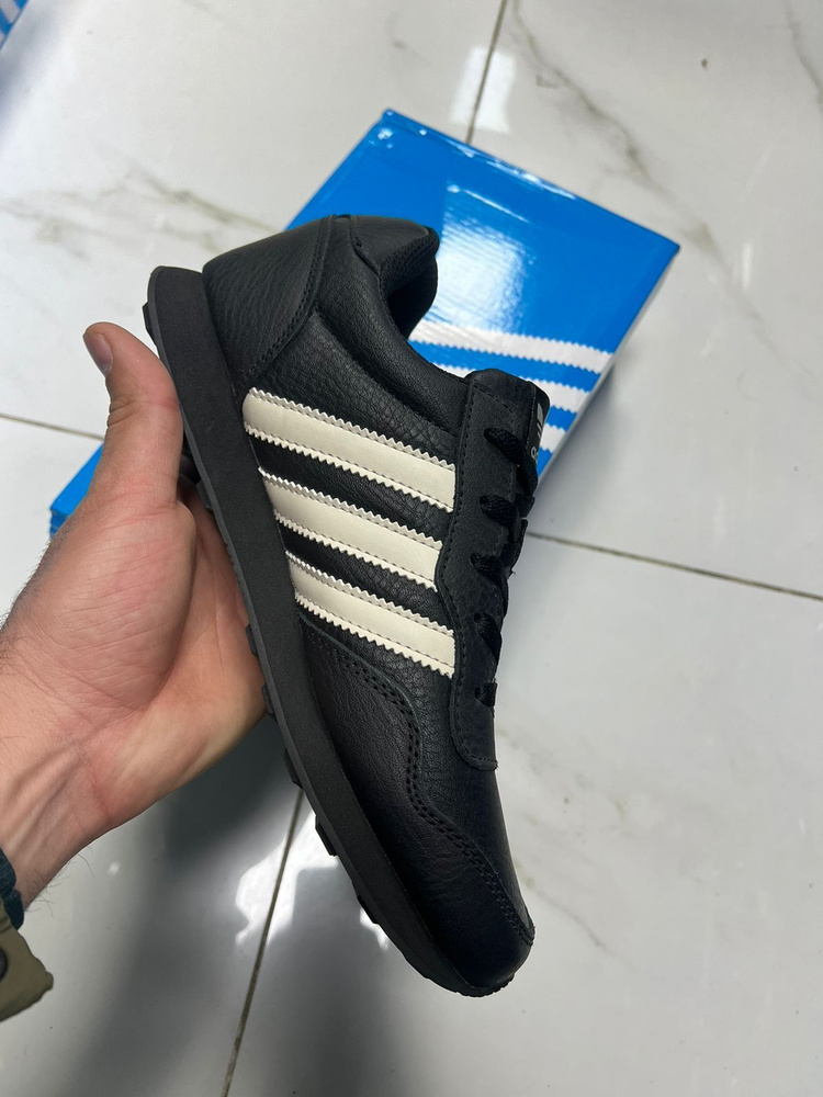 Кроссовки adidas #1