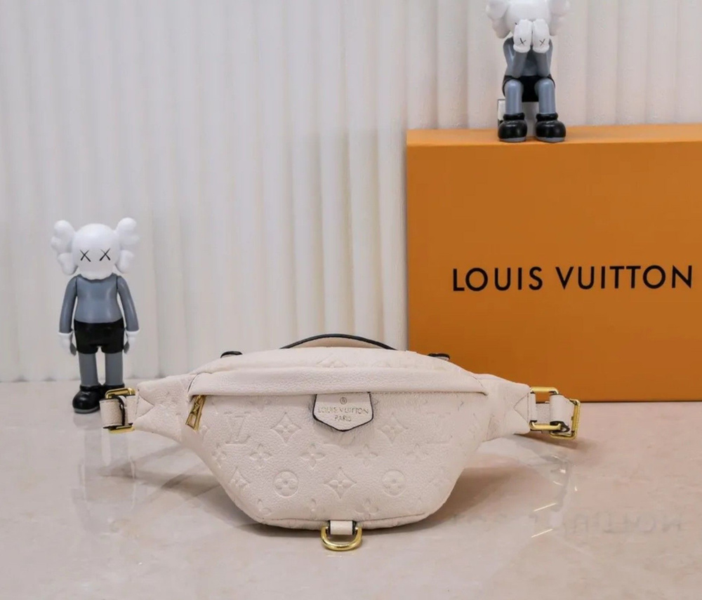 Louis Vuitton Сумка на пояс #1