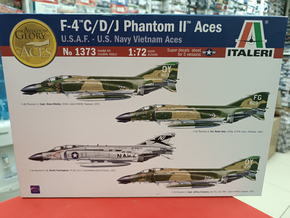 Сборная модель вертолета 1:72 italeri 1373ИТ F-4 PHANTOM "Асы Вьетнама"  #1