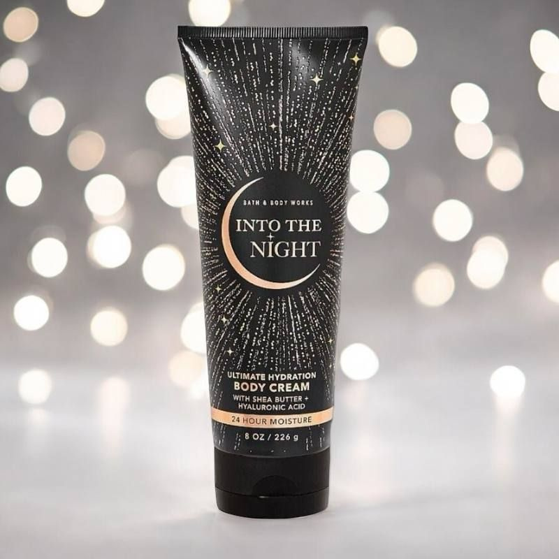 Парфюмированный крем для тела Bath & Body Works Into The Night Body Cream #1