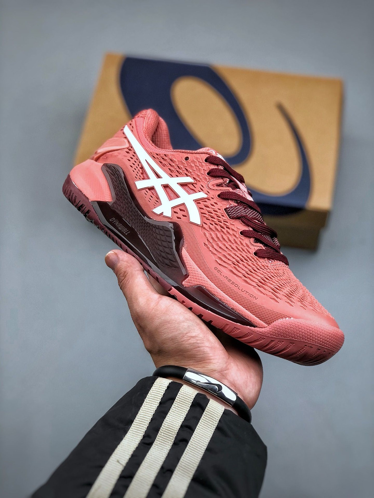 Кроссовки ASICS #1