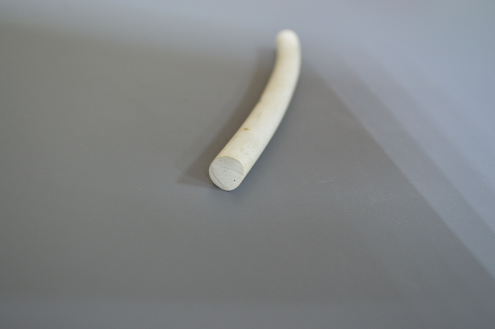 Шнур уплотнительный из вакуумной резины диаметр 4 мм, длина 1 метр  #1