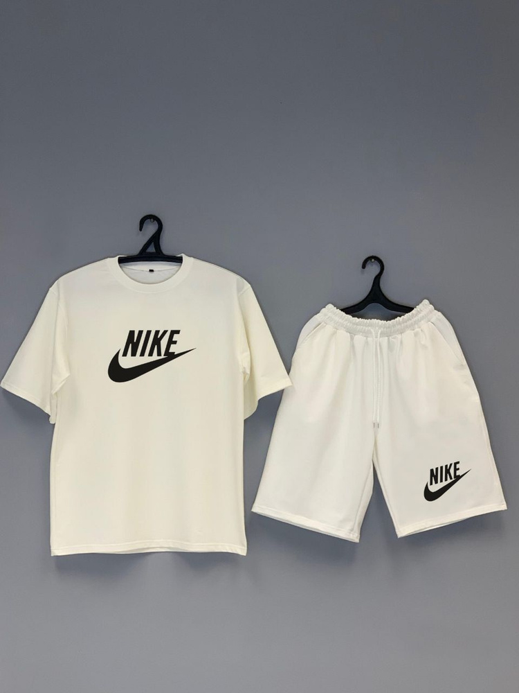 Костюм спортивный Nike #1