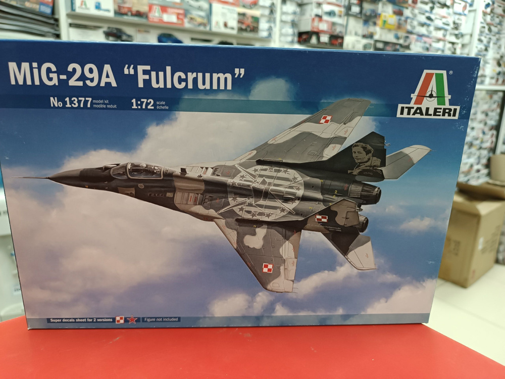 Сборная модель вертолета 1:72 italeri 1377ИТ Самолет Mig 29 Fulcrum #1