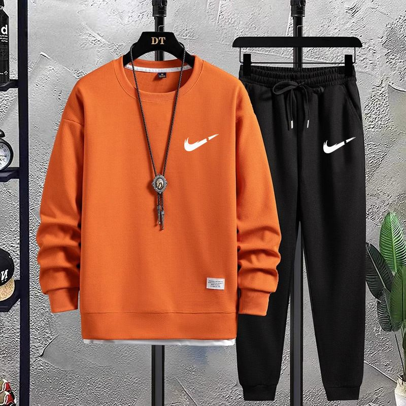 Костюм спортивный Nike #1