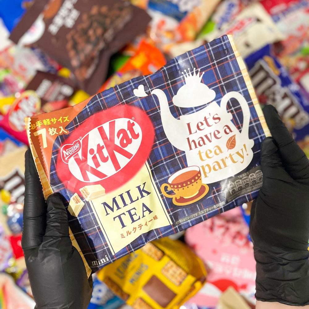 Шоколадные банчики Kit Kat Mini Milk Tea 81,2 гр #1