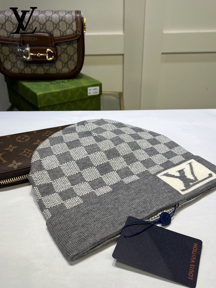 Шапка Louis Vuitton #1