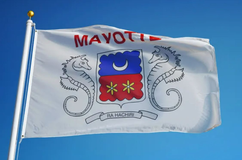 Двусторонний флаг Майотты 40х60 см на лодку, катер или яхту с люверсами  #1