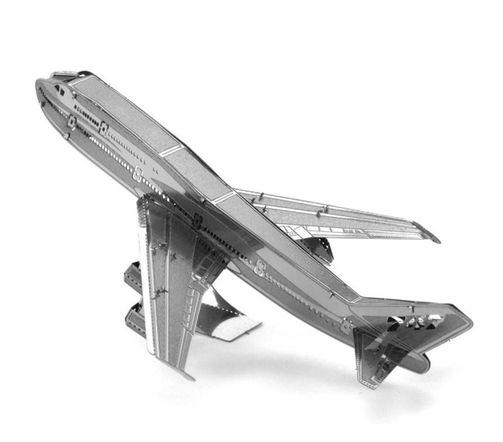 Cборная модель Metal Model: Пассажирский самолет Boeing 747 #1