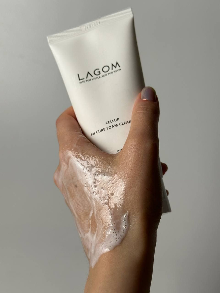 LAGOM Очищающая пенка на основе гималайской соли LAGOM Cellup PH Cure Foam Cleanser  #1