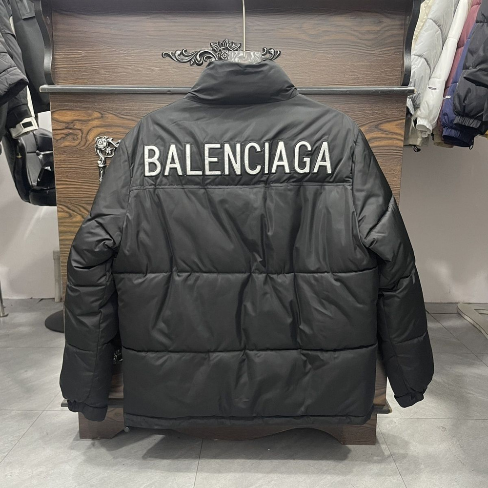 Пуховик Balenciaga #1