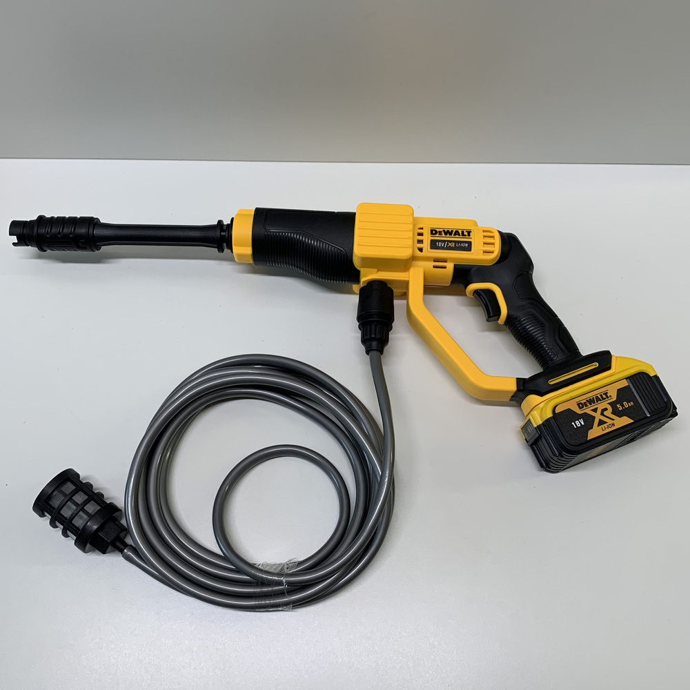 Аккумуляторная мини мойка высокого давления DeWALT DCPW550 #1