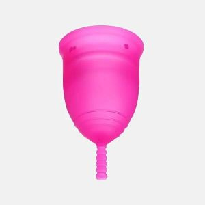 Менструальная силиконовая чаша Melissa Cup (M, Малина) + мешочек для хранения  #1