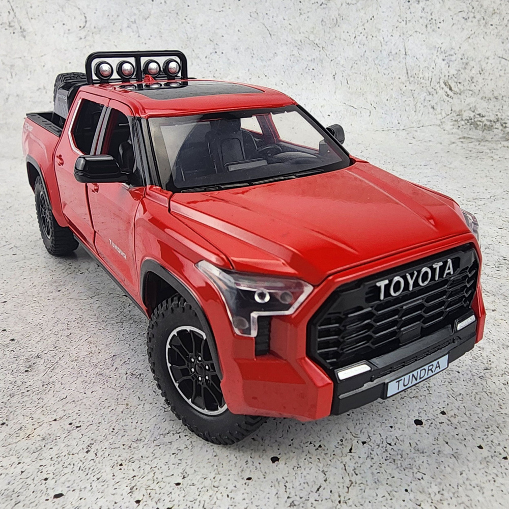 Машинка металлическая Toyota TUNDRA инерционная модель Тойота красная 1:24 длина 22см, модель со светом #1