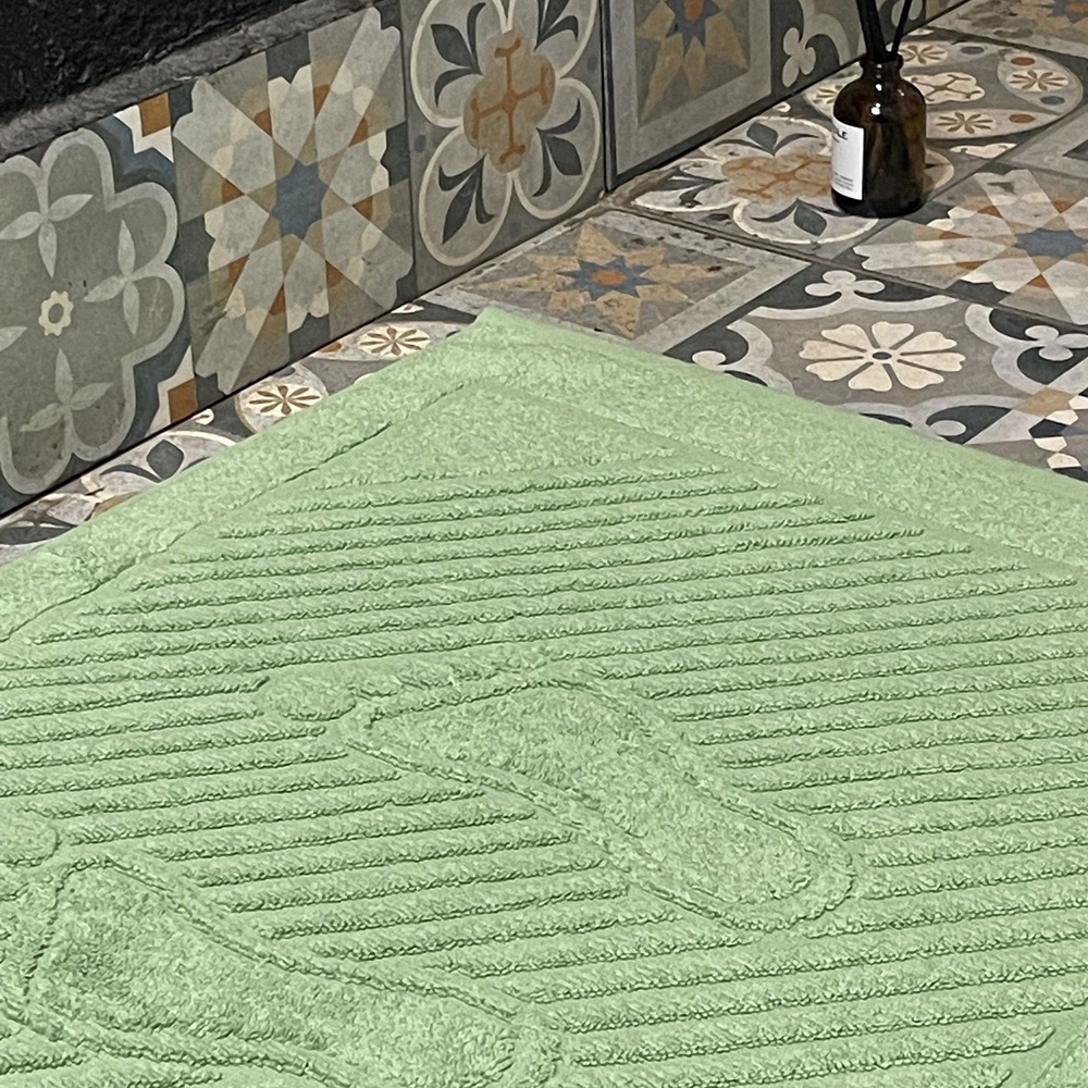 Полотенце-коврик махровое для ног TM TEXTILE 50x70 оливковый 18, 1шт.,плотность 700  #1