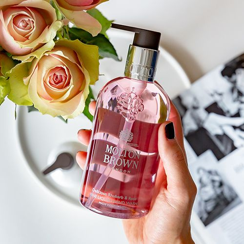 Molton Brown жидкое мыло для рук Delicious Rhubarb & Rose Fine Liquid, 300 мл (Из Финляндии)  #1