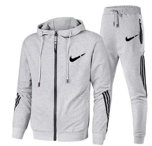 Костюм спортивный Nike #1