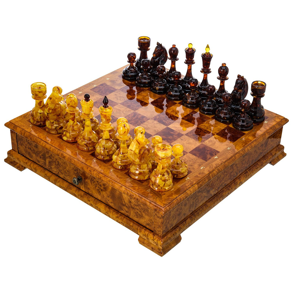 Шахматный ларец из березового капа с янтарными фигурами 42х42 см  #1