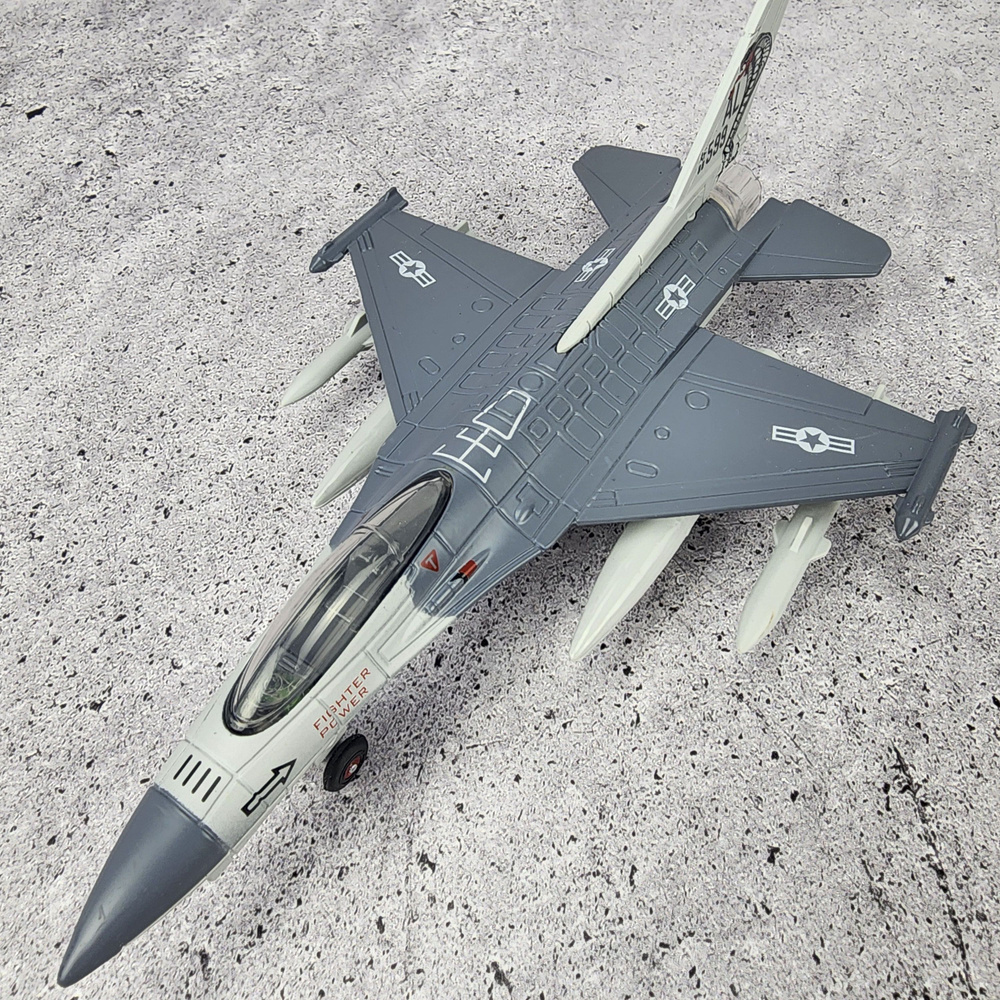 Металлический военный самолет Американский истребитель F-16 масштаб 1:72, модель со светом и звуком  #1