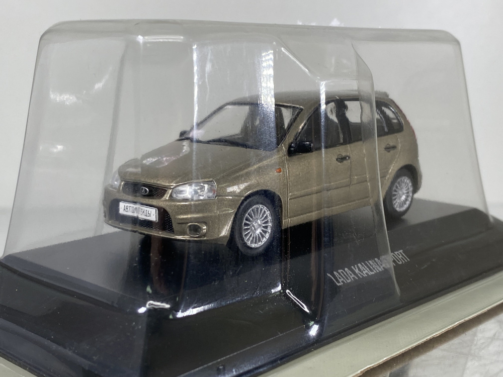 Модель коллекционная автомобиля LADA Kalina Sport / масштаб 1:43 #1