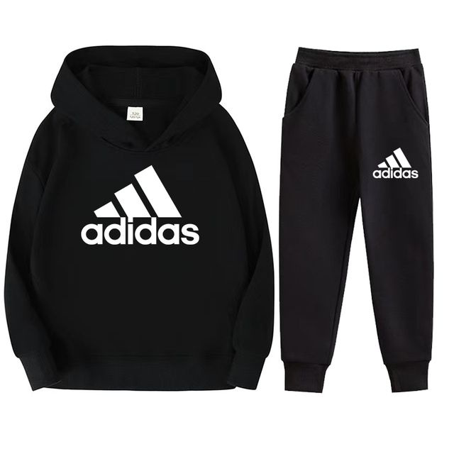 Костюм спортивный adidas #1