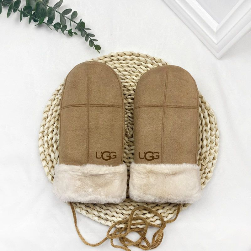 Термоперчатки UGG #1