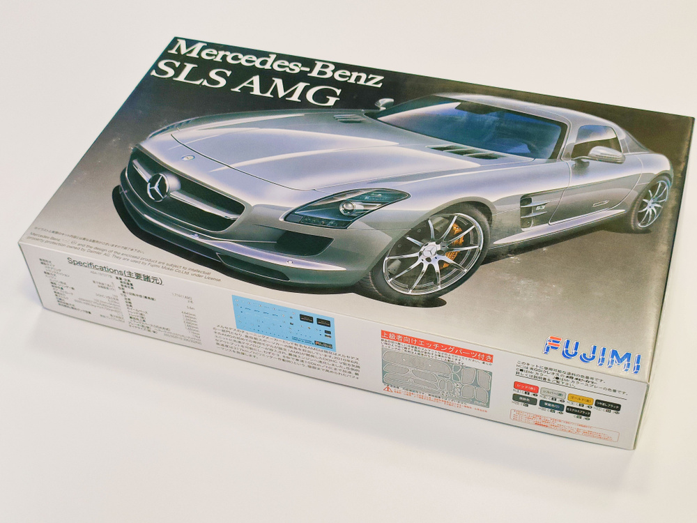 Mercedes Benz SLS AMG Сборная модель Fujimi FU12392 1/24 #1