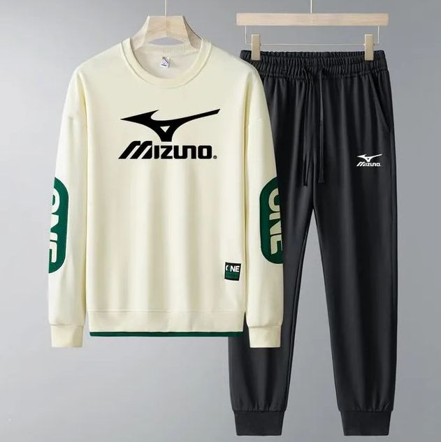 Костюм спортивный Mizuno #1