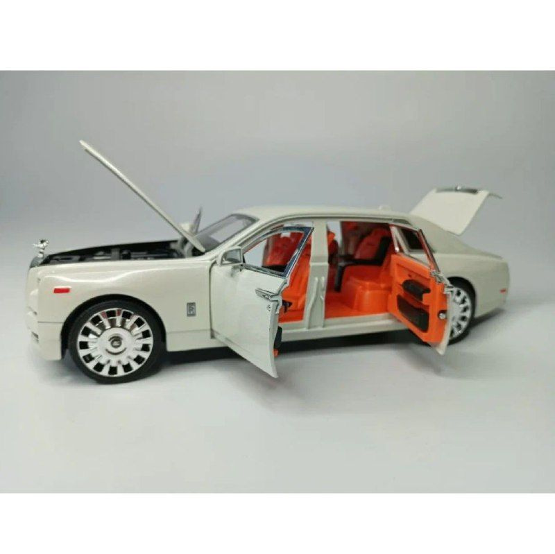 Металлическая машинка игрушка масштабная модель 1:20 Rolls-Royce (Роллс-Ройс ), инерционная, свет, звук #1