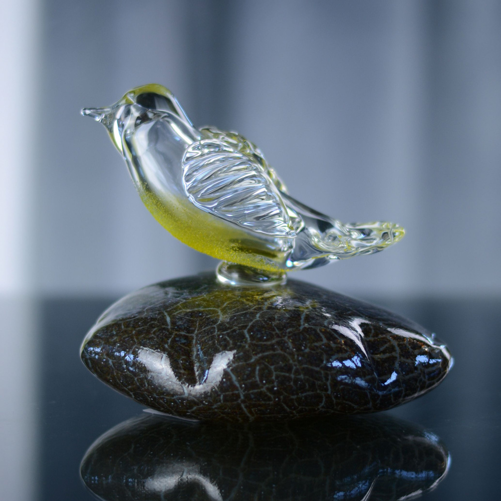 Декоративное изделие из стекла "Птица на камне" коричневый (2в Цветная пудра 10850) Неман стеклозавод #1