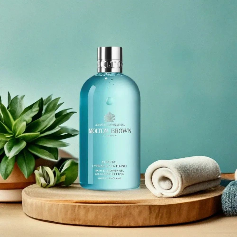 Molton Brown Средство для душа Coastal Cypress & Sea Fennel Прибрежный кипарис и морская фенхель, 300 #1