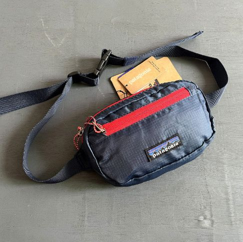 Кроссбоди сумка Patagonia belt bag dark blue #1