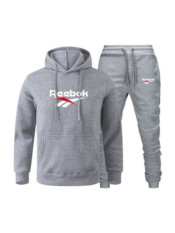 Костюм спортивный Reebok #1