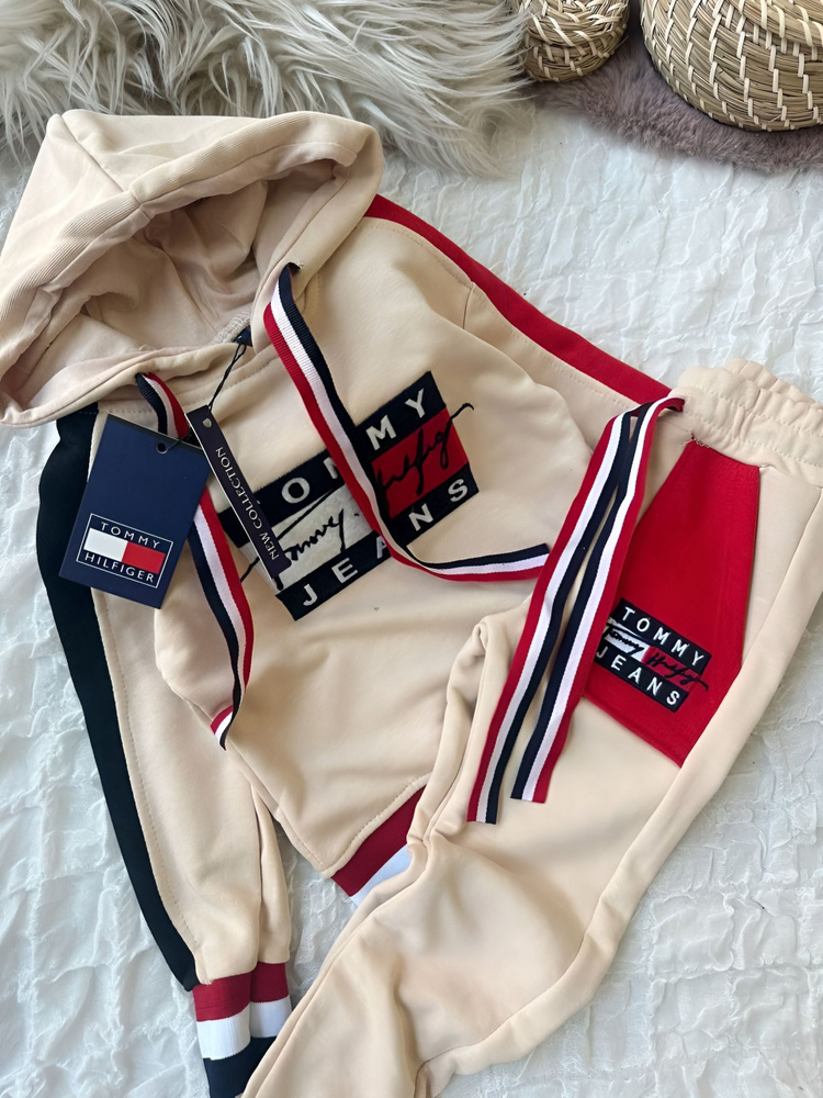 Комплект одежды Tommy Hilfiger #1