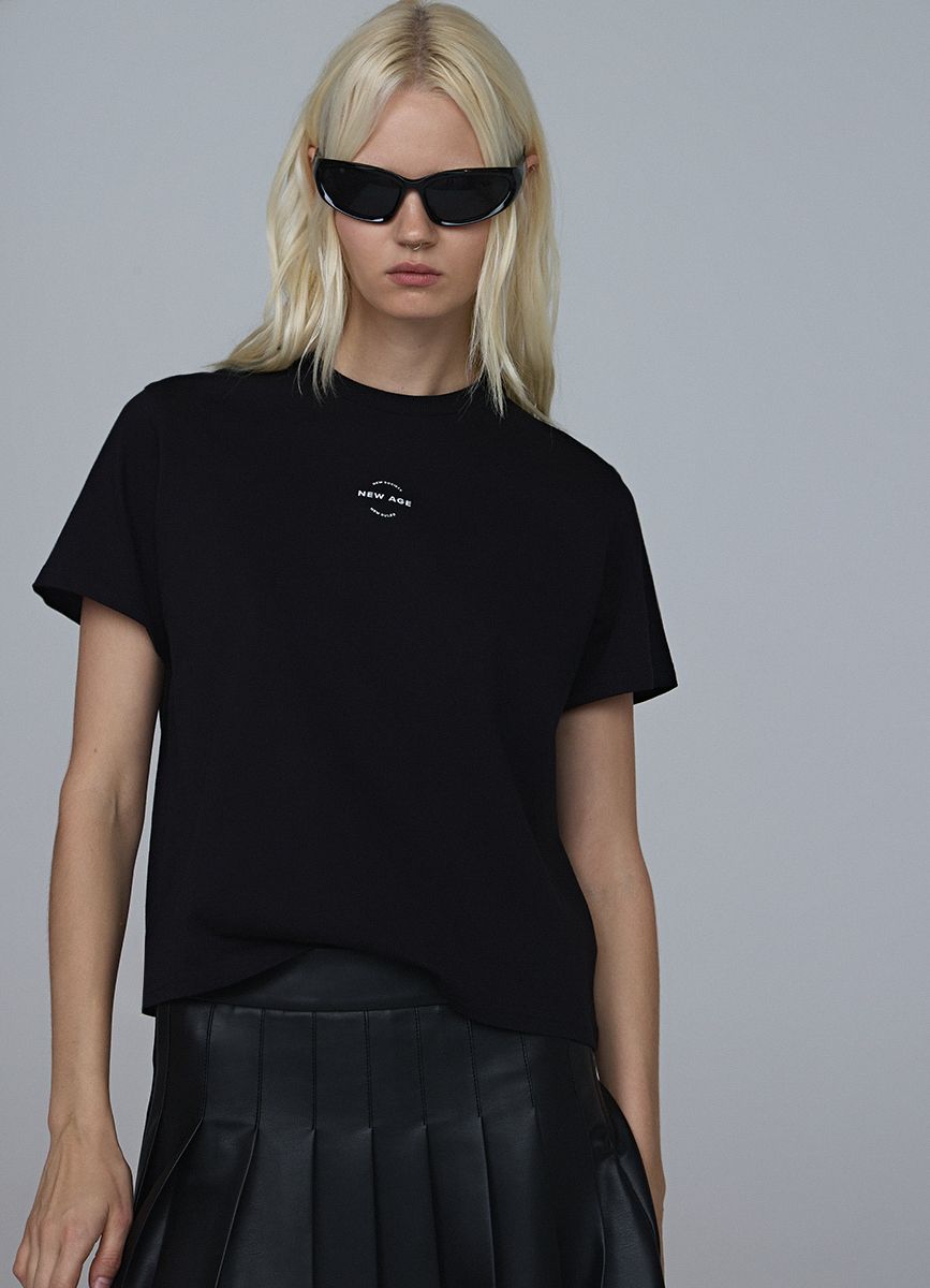 ФутболкаFACECODE