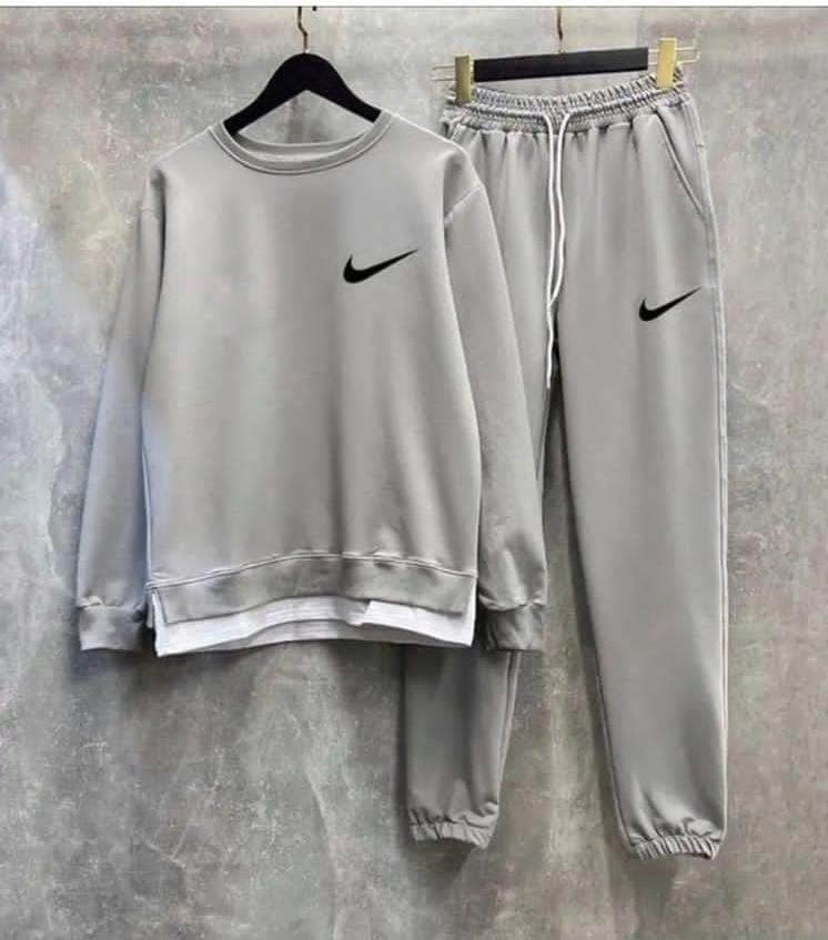 Костюм спортивный Nike #1