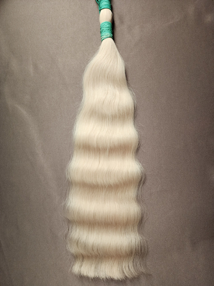 Натуральные волосы люкс для наращивания 60 см #1