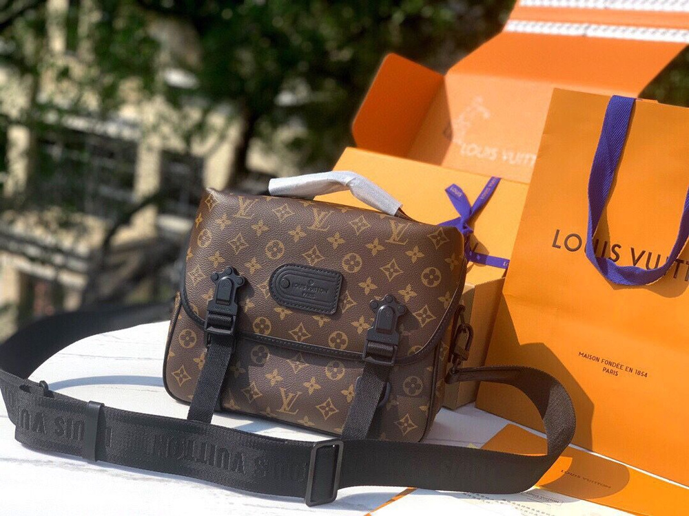 Louis Vuitton Саквояж #1