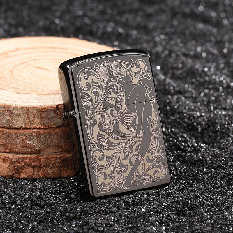 Zippo Бензиновая зажигалка #1