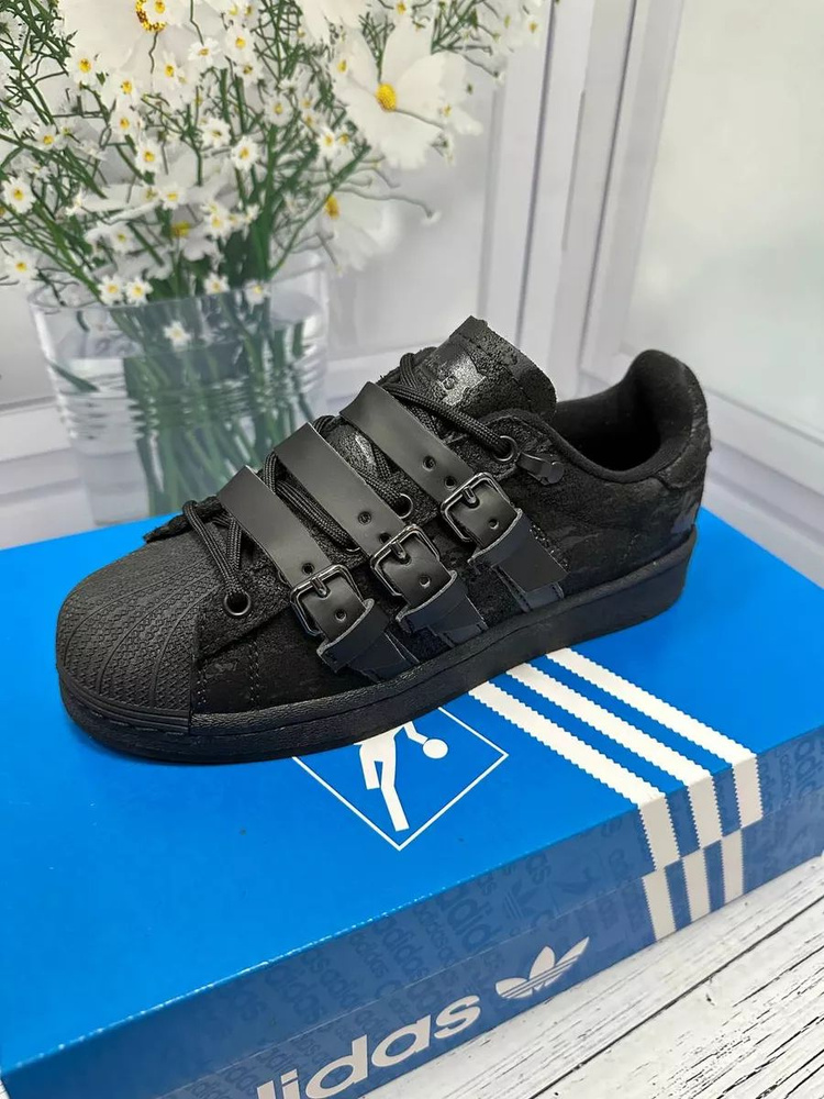 Кроссовки adidas #1