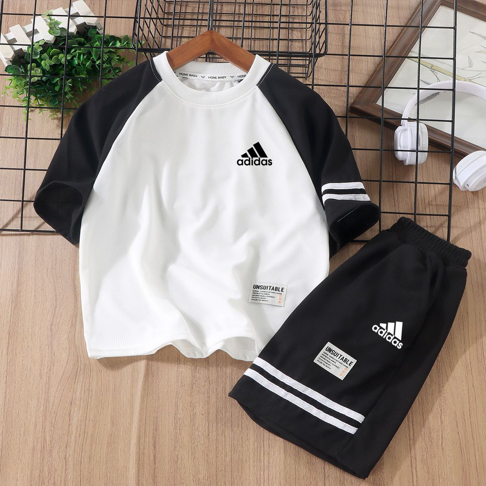 Костюм спортивный adidas #1