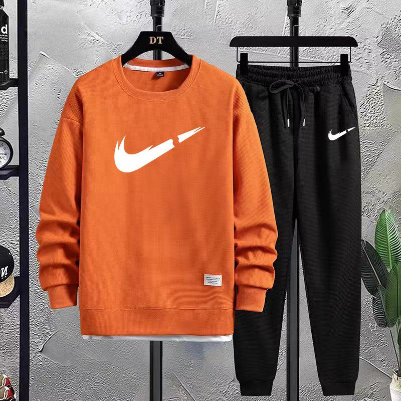 Костюм спортивный Nike #1