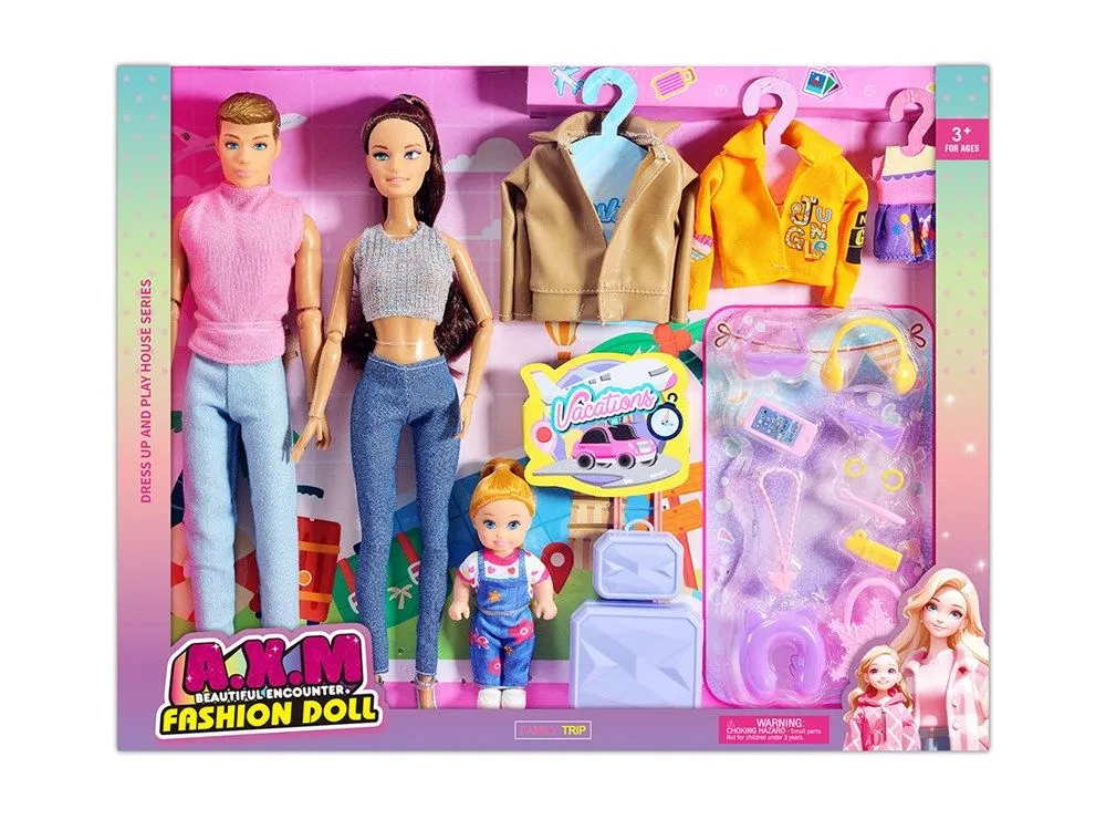 Детские игрушки: кукла или набор кукол для сюжетных игр